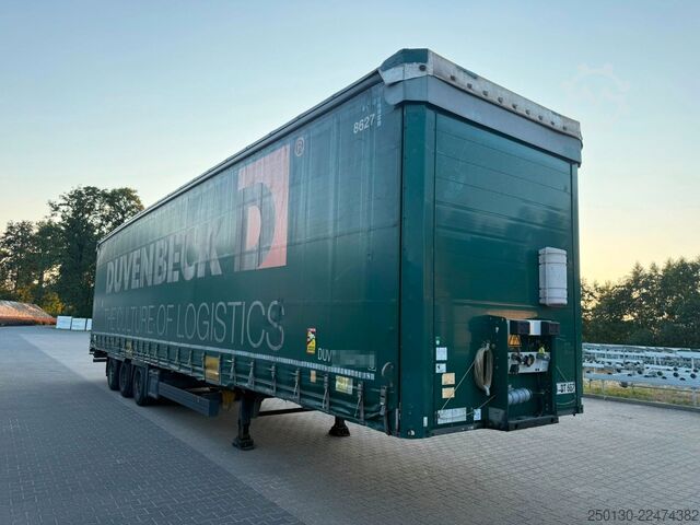 Öppen semitrailer med kapell SCHMITZ CARGOBULL SCB*S3T MegaTrailer Curtainsider Edscha