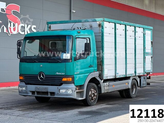 Boskapstransportör MERCEDES-BENZ Atego 823 4x2 1.Stock Viehwagen