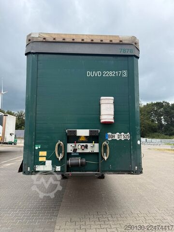 Öppen semitrailer med kapell SCHMITZ CARGOBULL SCB*S3T MegaTrailer Curtainsider Edscha