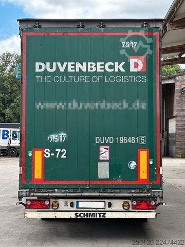 Öppen semitrailer med kapell SCHMITZ CARGOBULL SCB*S3T MegaTrailer Curtainsider Edscha