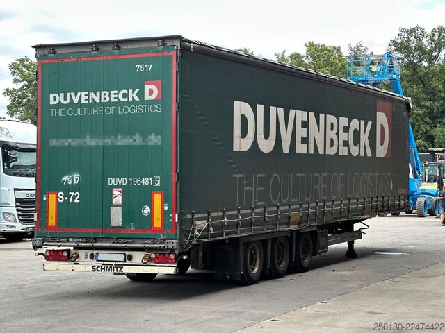 Öppen semitrailer med kapell SCHMITZ CARGOBULL SCB*S3T MegaTrailer Curtainsider Edscha