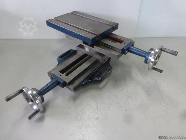 Kreuztisch mit Handrädern 300 x 200