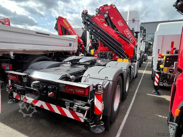 Zware belasting MAN TGX 33.520 6x4 BL FASSI F485RA.2.28