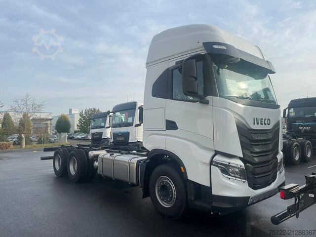 Fahrgestell mit Fahrerhaus Iveco X-WAY 570 6x4 BL Fahrgestell Sofort Verfügbar