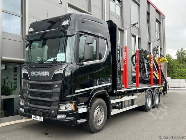 Timber transporter Scania R590 6x4 BL Plattform / Kran TAJFUN LIV L150Z