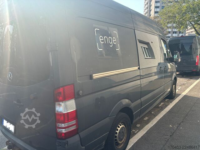Hög tak skåpbil MERCEDES-BENZ Sprinter II Kasten 318/319 CDI L2H2