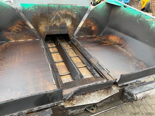 Extendedora de asfalto sobre ruedas Vögele Super 1203 Radfertiger