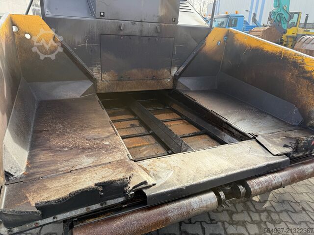 Extendedora sobre orugas Volvo P6820 Asphaltfertiger mit Verbreiterunge