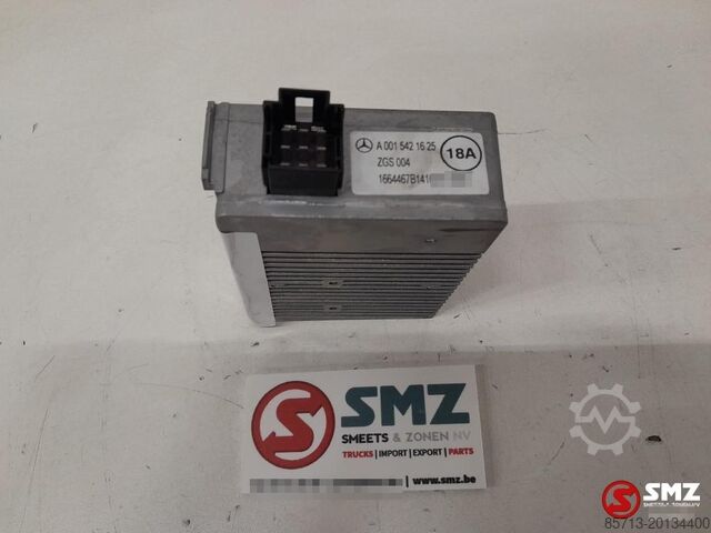 Elektromosság Mercedes Occ omvormer 24V/12V 18A Mercedes