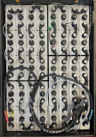 Električni viljuškar za 4 točka Still RX60-25