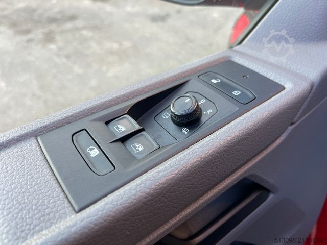 Panel van VOLKSWAGEN T6.1 WÜRTH REGALSYSTEM KLIMA PDC