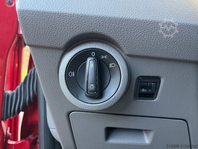 Panel van VOLKSWAGEN T6.1 WÜRTH REGALSYSTEM KLIMA PDC