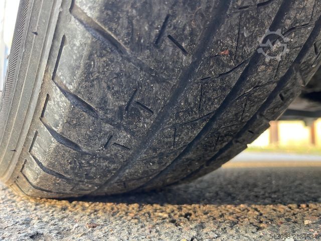 Panel van VOLKSWAGEN T6.1 WÜRTH REGALSYSTEM KLIMA PDC