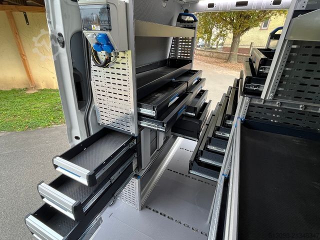 High top van VOLKSWAGEN CRAFTER REGALS. STANDHZG. ZUSATZHEIZUNG NAVI PDC
