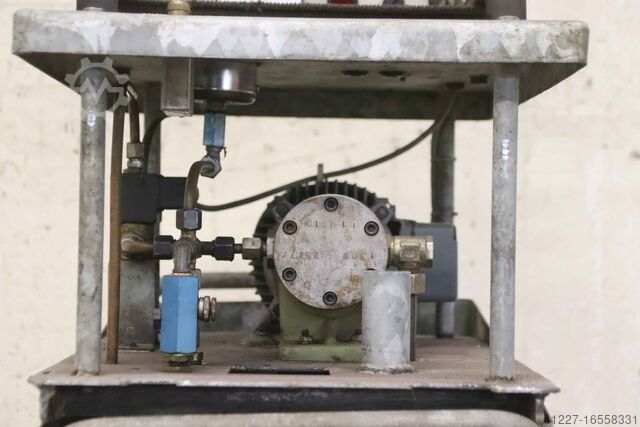 Jednostka hydrauliczna Centralne smarowanie AEG 0,25 kW