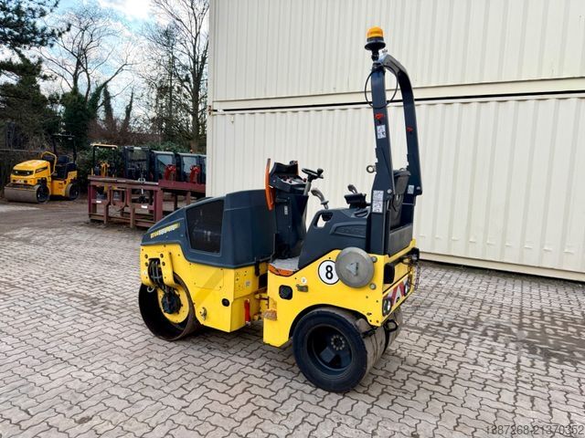 Single drum roller BOMAG BW100AC-5 Kombiwalze / 2019 BJ / 2.400 KG