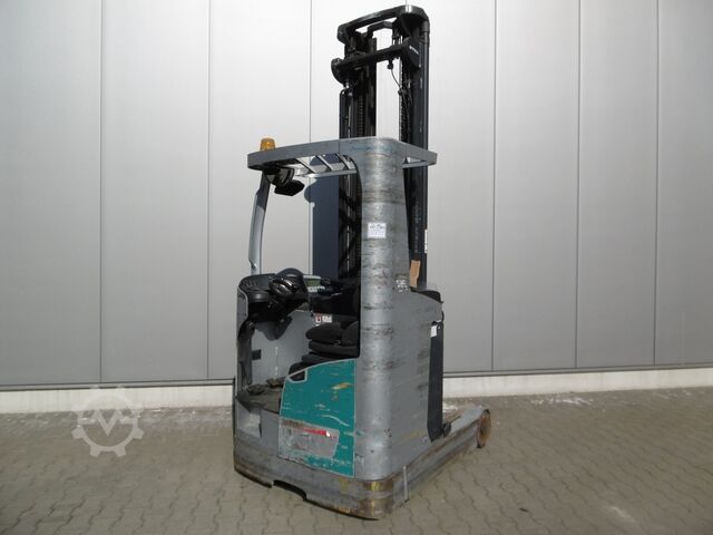 Retraktorový vozík STILL FM-X 14