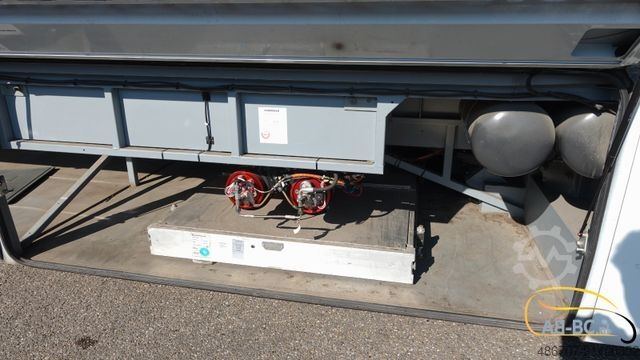 Távolsági autóbusz MERCEDES-BENZ Integro 49 Sitze EURO 5