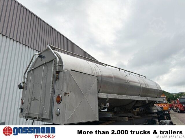 Tankwagen Wassertank 10.000l, 3 Kammern