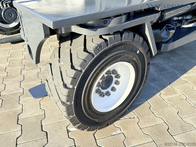 Négymenetes targoncá Combilift C5000 / GAS / DUPLEX 4000 / 2015 YEAR