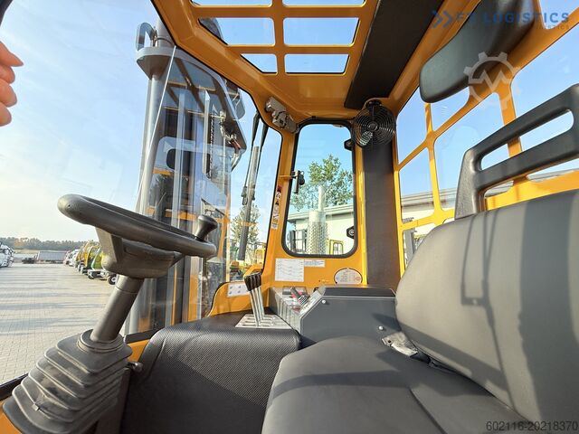 Четворосмерни виљушкар Combilift C4000 DUPLEX 4500 SIDE SHIFT FULL CABIN