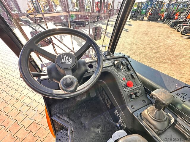 Teleszkópos rakodó JCB TLT30G / GAS / 4100MM / FULL CABIN / FOR