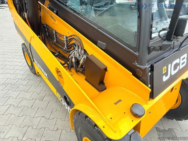 Teleszkópos rakodó JCB TLT35D / DIESEL / CAB / NEW TYRES / 4450