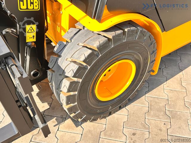 Teleszkópos rakodó JCB TLT30G / GAS / 4100MM / FULL CABIN / FOR