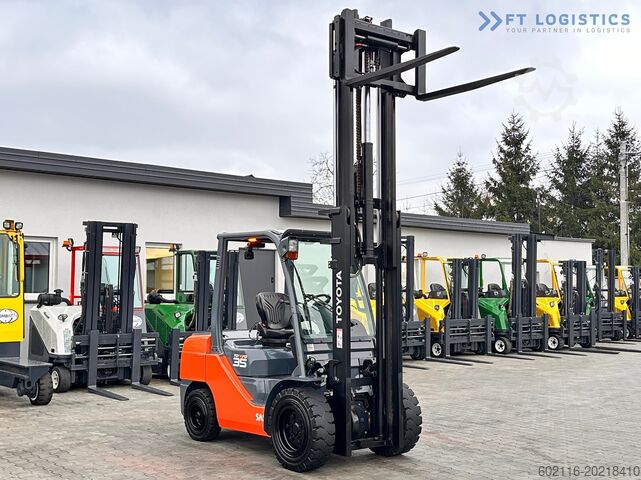 4 tekerlekli forklift Toyota 52-8FDJF35 / DIESEL / 2016 / 2096 HOURS
