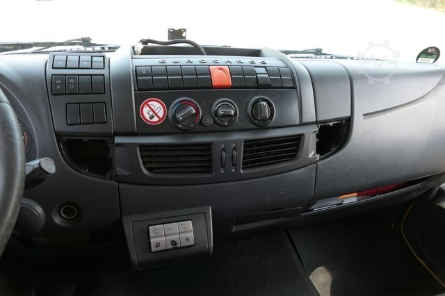 Camião de caixa fechada iveco EuroCargo ML 120 E28/P AHK LBW COC AUTOMATIK