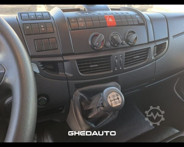 Standart çekici ünitesi IVECO MOTRICE IVECO EUROCARGO 180 320 CASSONE CON CENTINA E SPONDA IDRAULICA