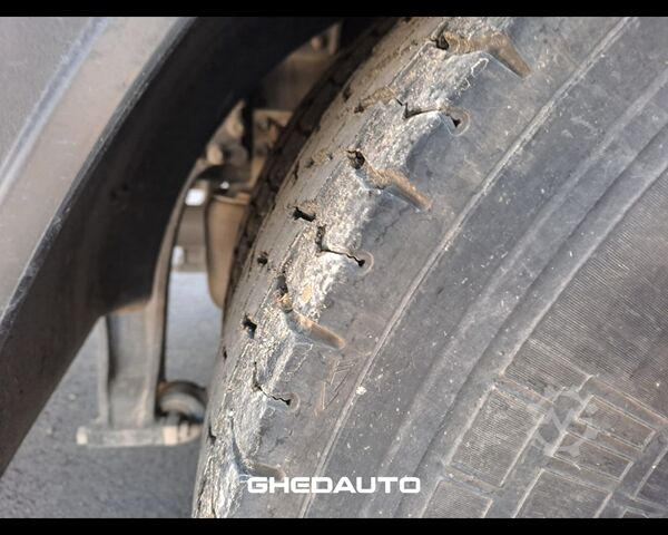 Standart çekici ünitesi IVECO MOTRICE IVECO EUROCARGO 180 320 CASSONE CON CENTINA E SPONDA IDRAULICA