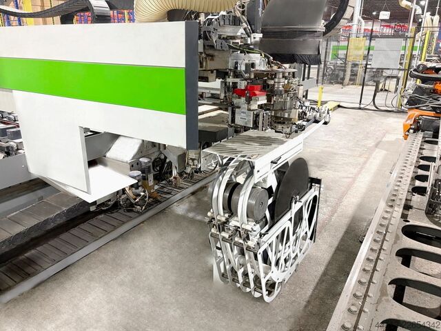 Κέντρο κατεργασίας CNC CELL με ενσωματωμένη συγκόλληση BIESSE + KUKA Rover B Edge 1967 (conf. 4)