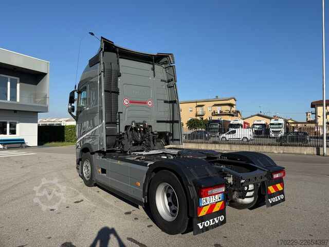 Standard SZM Volvo FH 500 i-save
