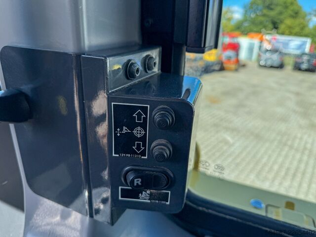 Planierraupe Komatsu D65PXI-18 mit Heckaufreißer GPS