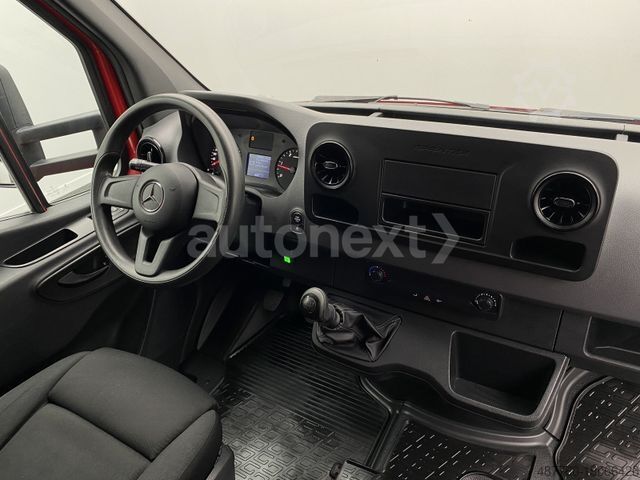 Vrachtwagen met bakwagen MERCEDES-BENZ Sprinter 314 *Schiebetor + Regale* TOP! (4468)