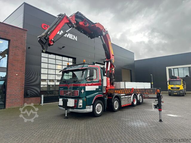 Vrachtwagen met kraan Volvo FH 520 8x2 Effer 850 + Fly jib, winch Euro 5