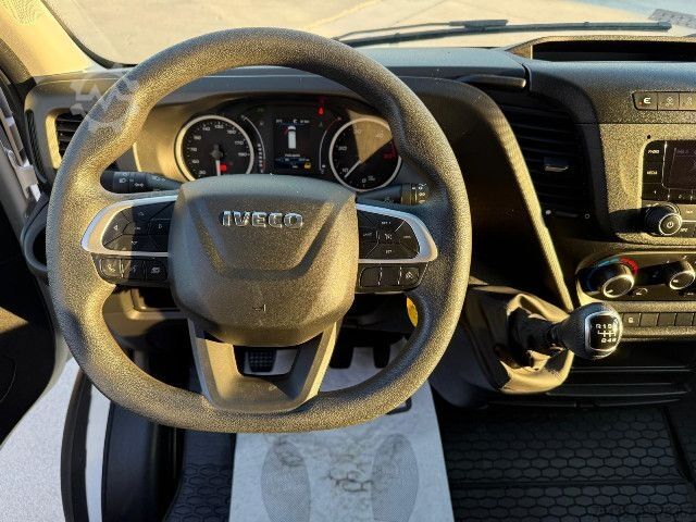 Furgoneta IVECO DAILY 35S14 V