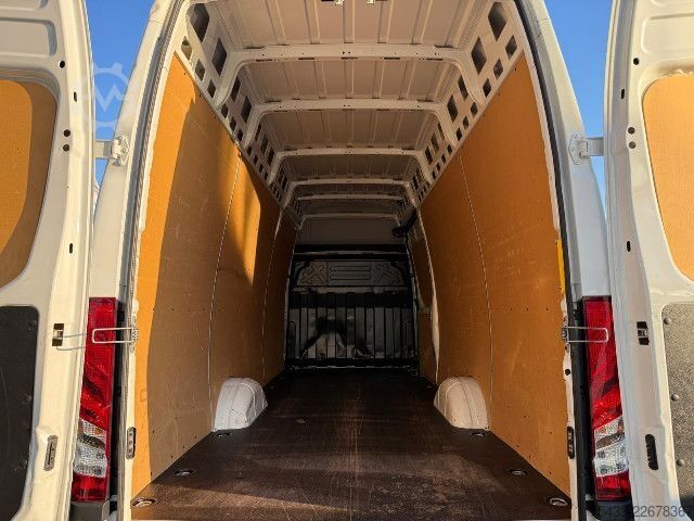 Furgoneta IVECO DAILY 35S14 V