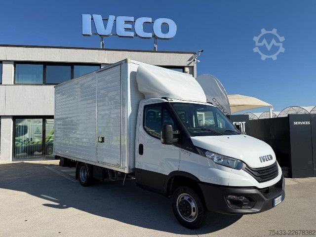 Duba panelată IVECO DAILY 35C14H BOX + SPONDA