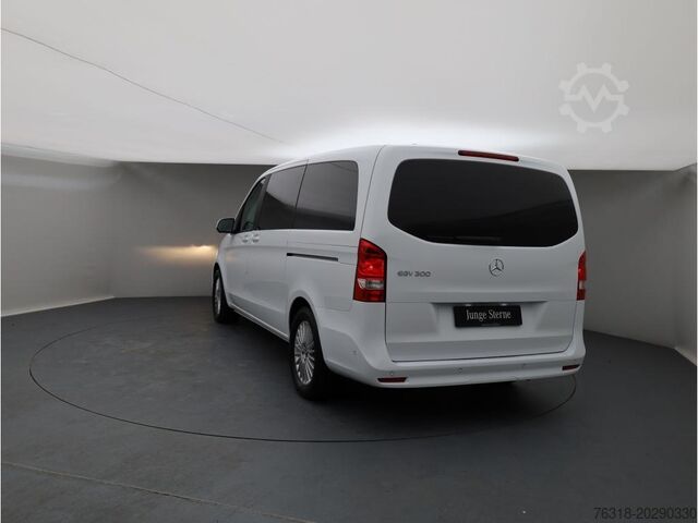 Minibus Mercedes-Benz EQV 300 mopf Distronic 6Sitz Kamera MBUX