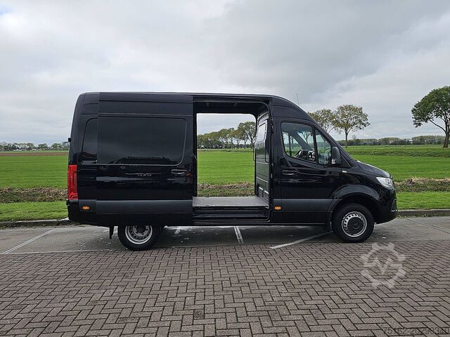 Karavan sa visokim krovom MERCEDES-BENZ SPRINTER 519 L2H2 V6 Mbux10