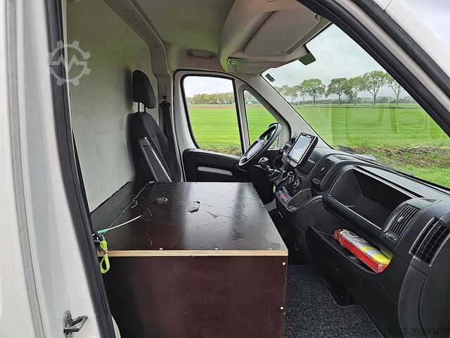 Bestelauto CITROEN JUMPER 2.2 L4H3 XXL Airco!