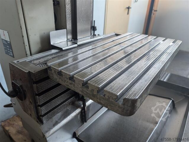 Mașină de frezat - universală MAHO MH 500