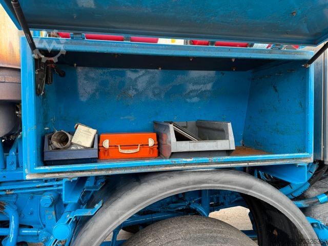 Vacuümtankwagen MERCEDES-BENZ Actros 4140 8x4 KOKS MEGAVAC 8000 ADR Dry Vac