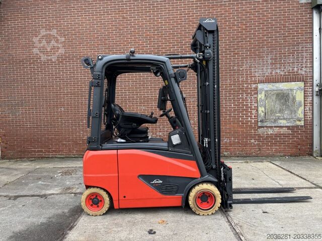 Chariot élévateur électrique à 4 roues Linde E18PH-02