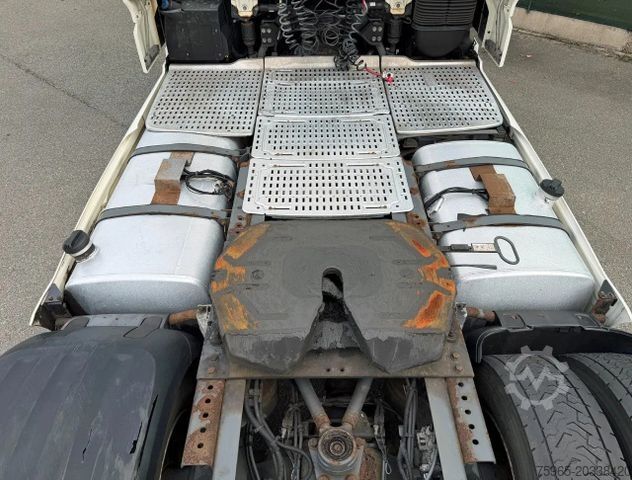 Tracteur routier standard DAF XF 460 FT SSC 2x TANKS 881.000 KM NL TRUCK
