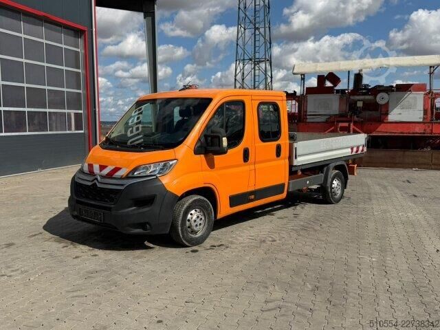 Atrelado da plataforma Citroën Pritsche DoKa / 7 Sitze / 2021