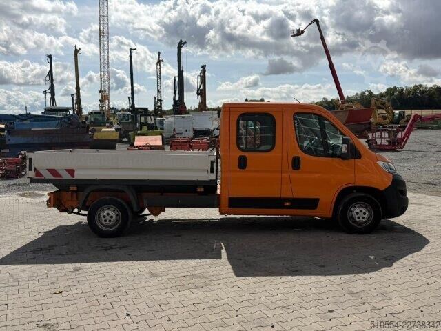 Atrelado da plataforma Citroën Pritsche DoKa / 7 Sitze / 2021