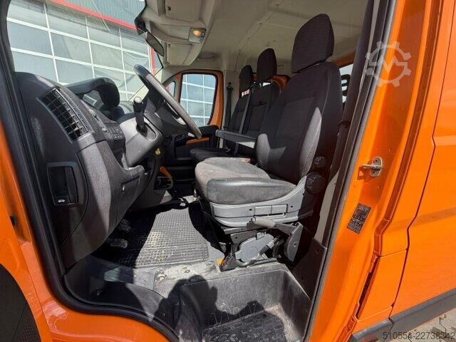 Atrelado da plataforma Citroën Pritsche DoKa / 7 Sitze / 2021